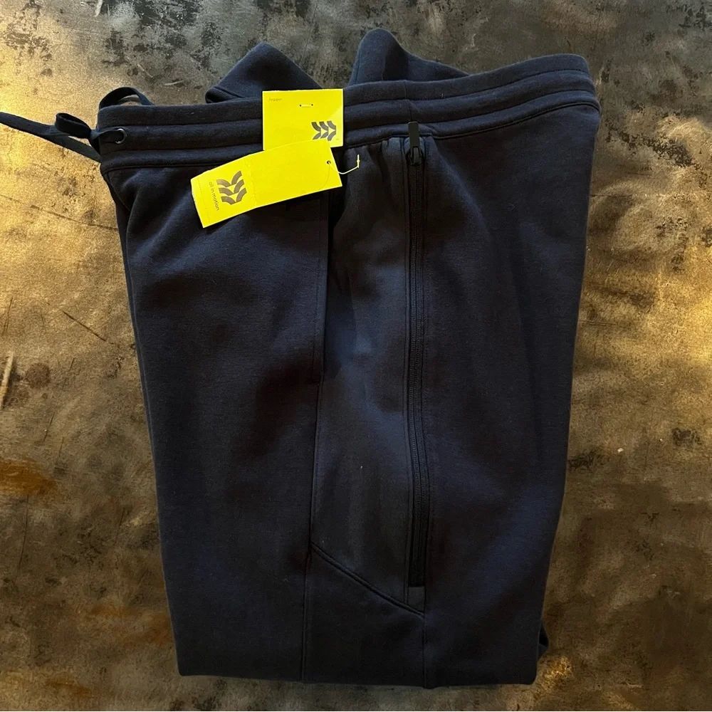 All in Motion Navy Joggers fleece med long